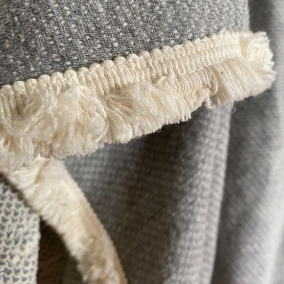 Judith March Poncho Blouse Fringe Trim Embroidered Tropical Birds Womens M - Picture 4 of 11